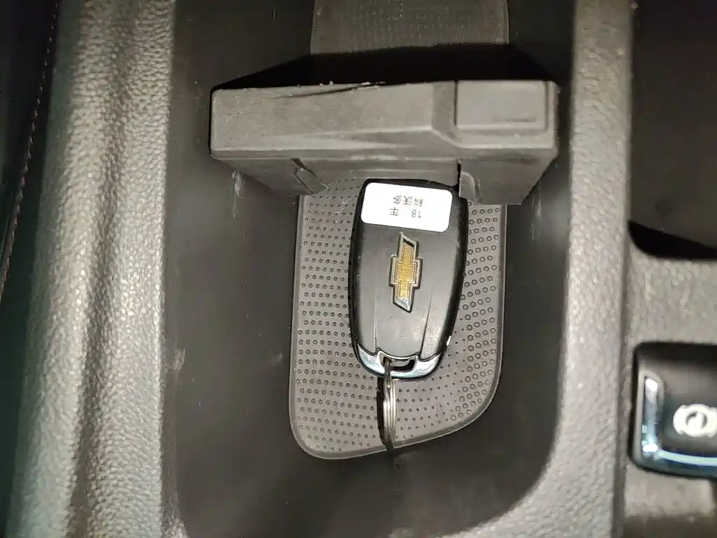 Chevrolet Volando — миниатюра 9