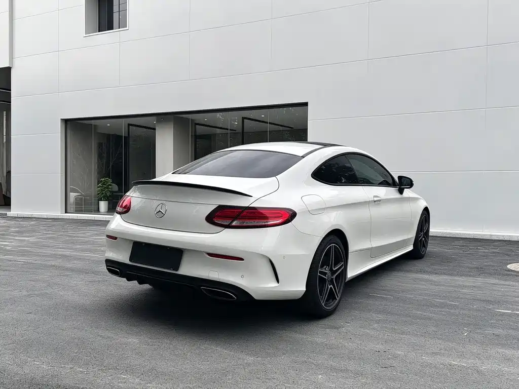 Mercedes-Benz C-Class (Import) — миниатюра 16