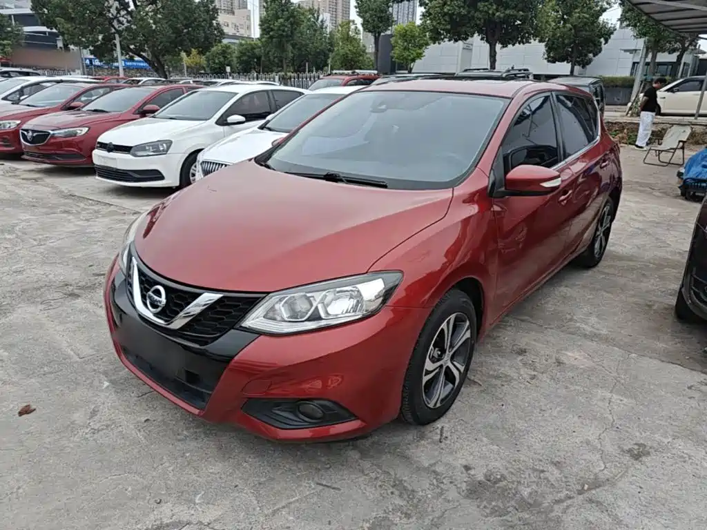 Nissan Tiida — миниатюра 2