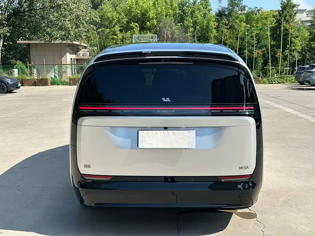 Li Auto Li MEGA — миниатюра 12