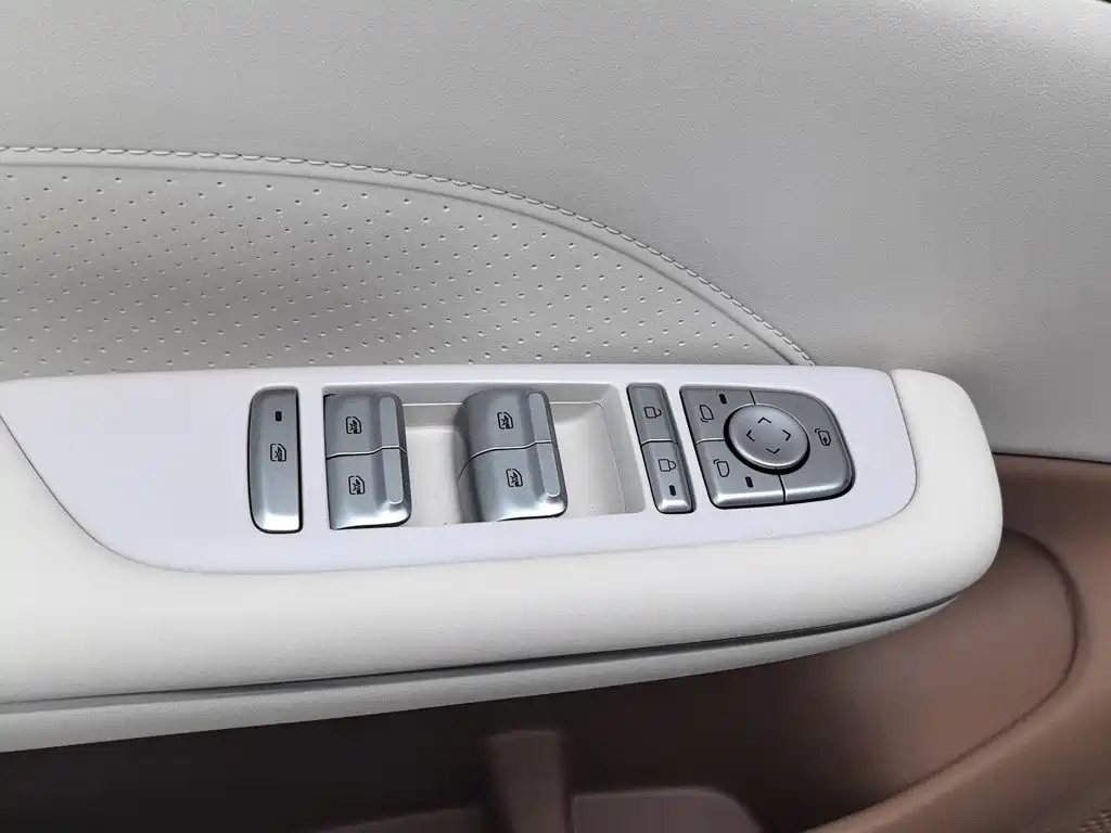 Wuling Bingo S — миниатюра 9