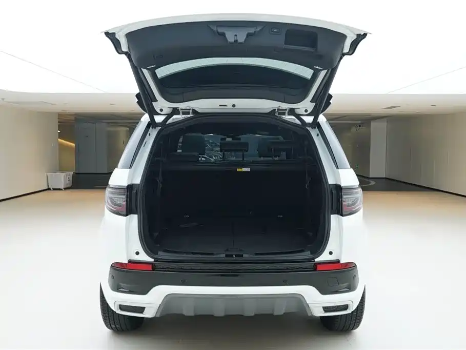 LAND ROVER DISCOVER SPORTS