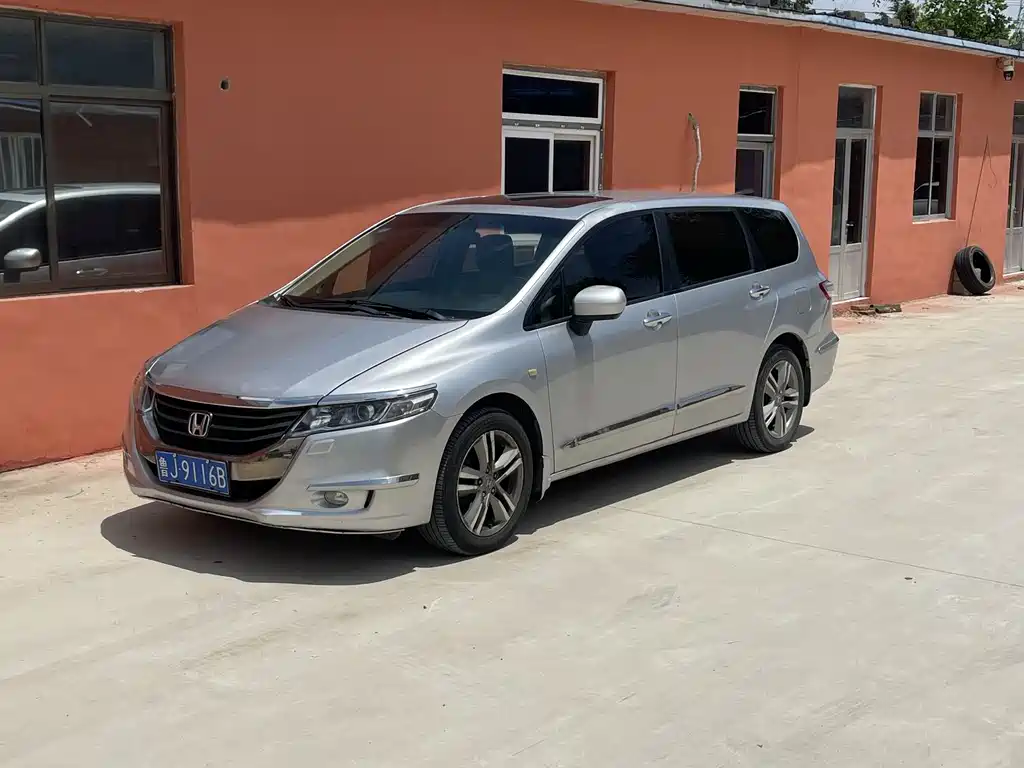 Купить Honda Odyssey