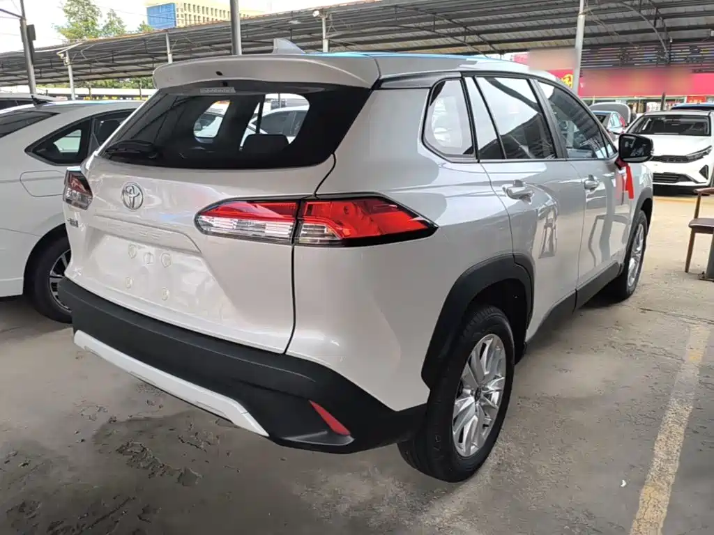Toyota Corolla Cross — миниатюра 7