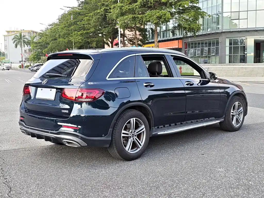 Mercedes-Benz GLC — миниатюра 12