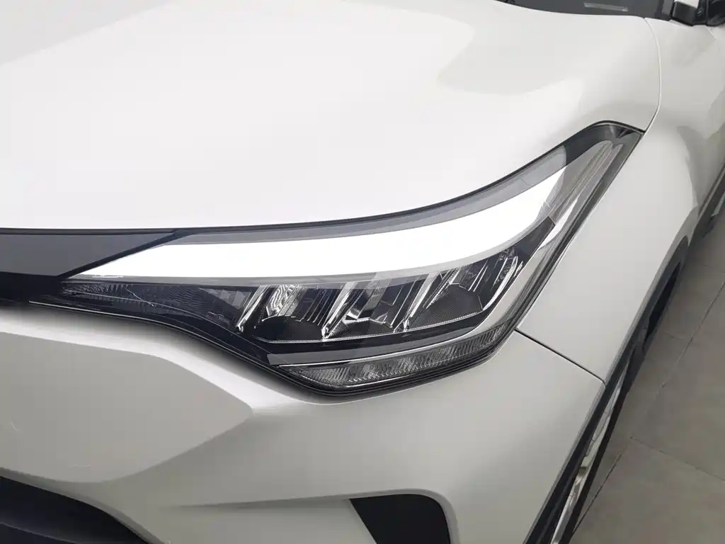 Toyota C-HR — миниатюра 7
