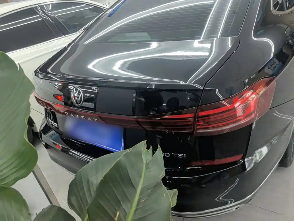 Volkswagen Passat 2024 330TSI Elite