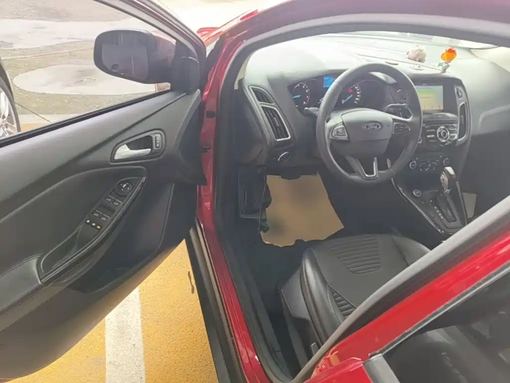 Ford Focus — миниатюра 16