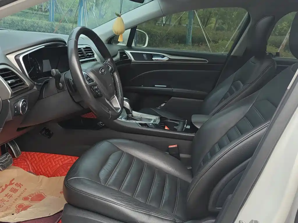 Ford Mondeo 2013 2.0L GTDi200 Luxury