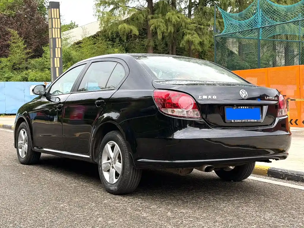 Volkswagen Lavida — миниатюра 9