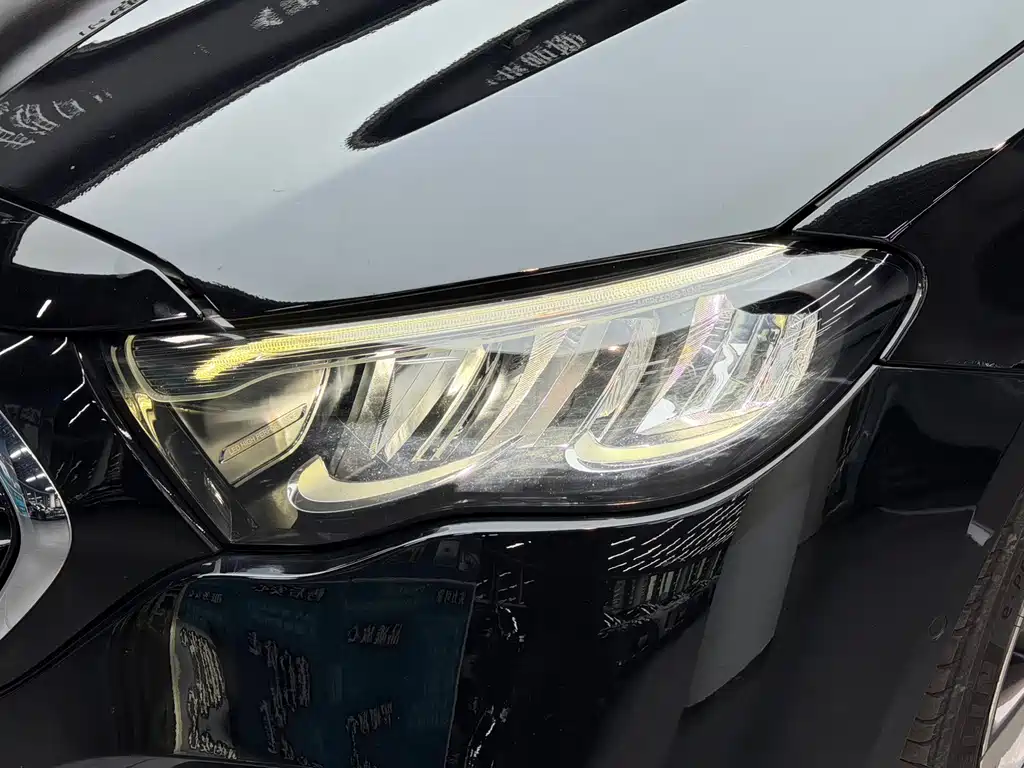 Mercedes-Benz E-Class — миниатюра 19