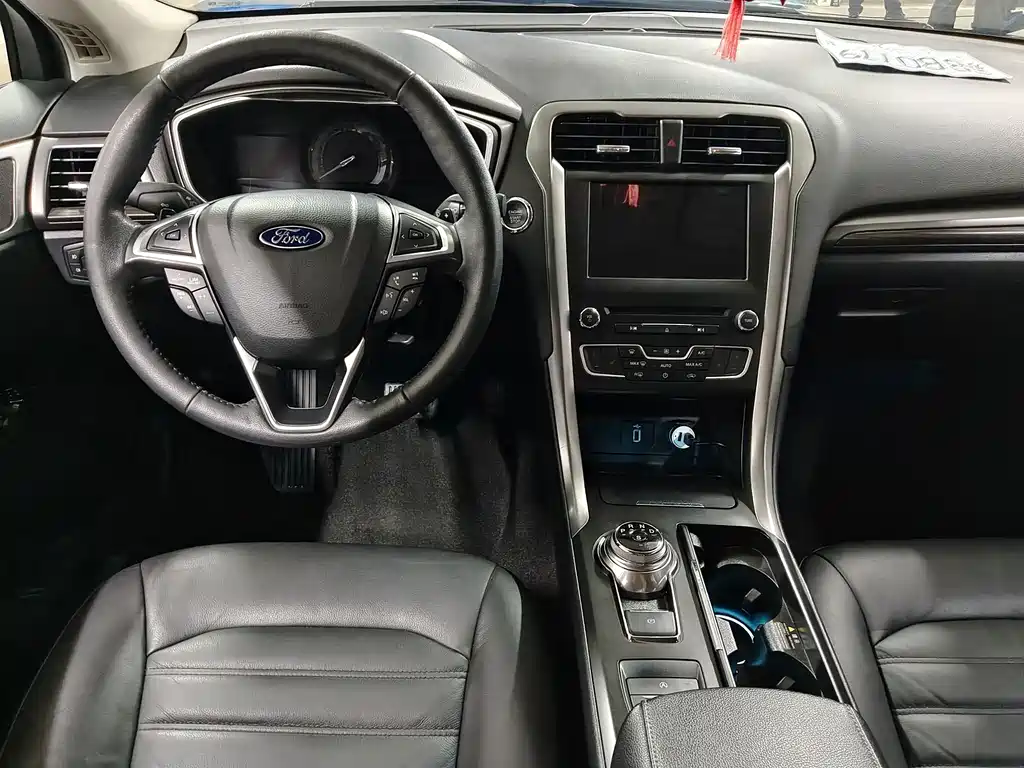 Ford Mondeo — миниатюра 11