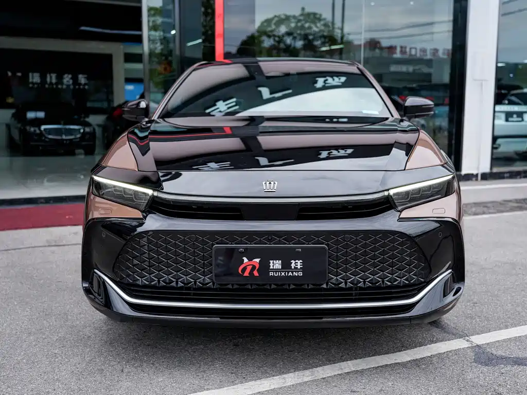 TOYOTA CROWN SPORTCROSS