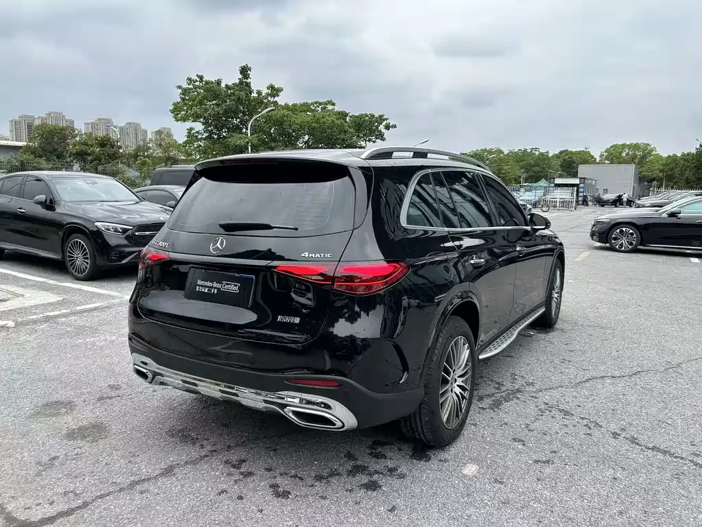 Mercedes-Benz GLC 2024 GLC 300 L 4MATIC 5 мест
