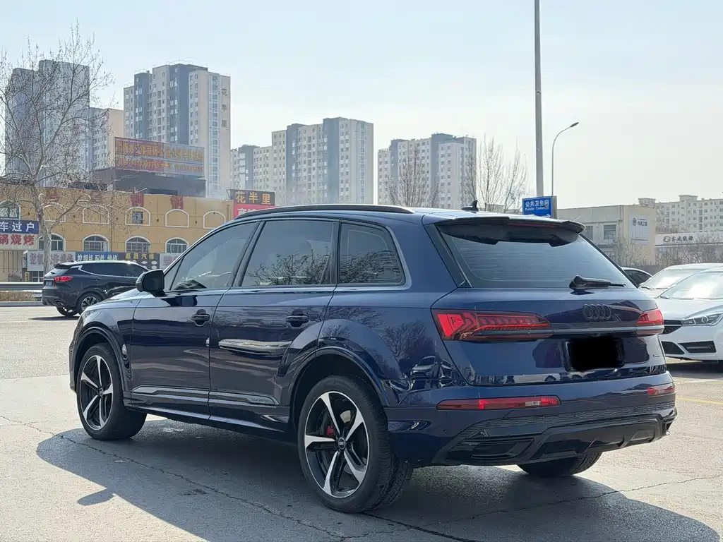 Audi Q7 2022 55 TFSI quattro S line Sport