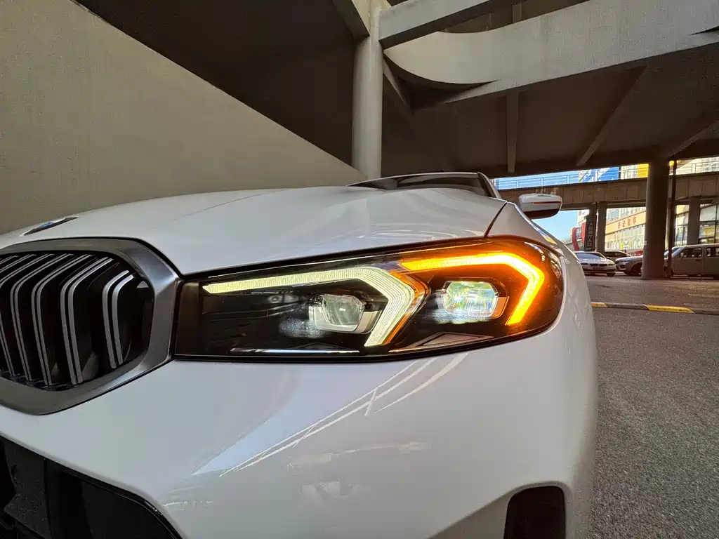 BMW 3 Series — миниатюра 21