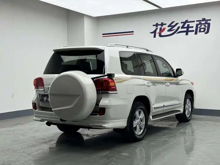 Toyota Land Cruiser — миниатюра 2