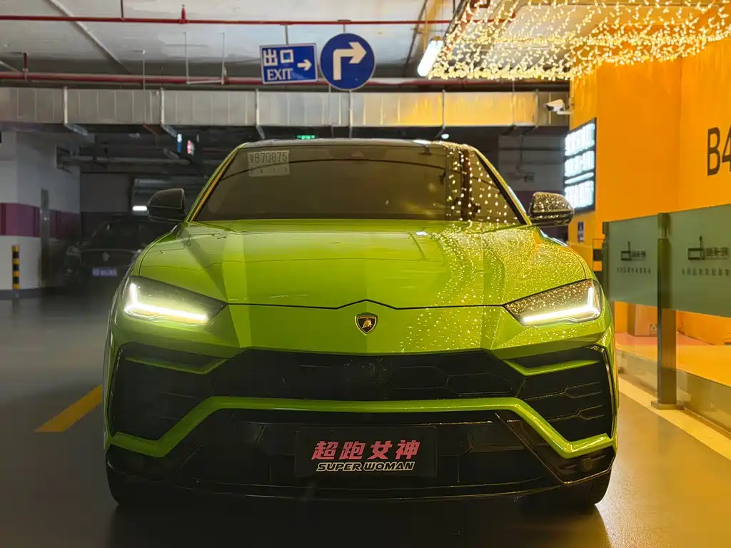 Lamborghini Urus — миниатюра 2