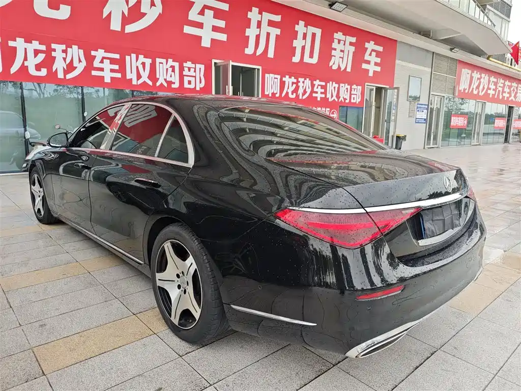 Mercedes-Benz S-Class — миниатюра 2