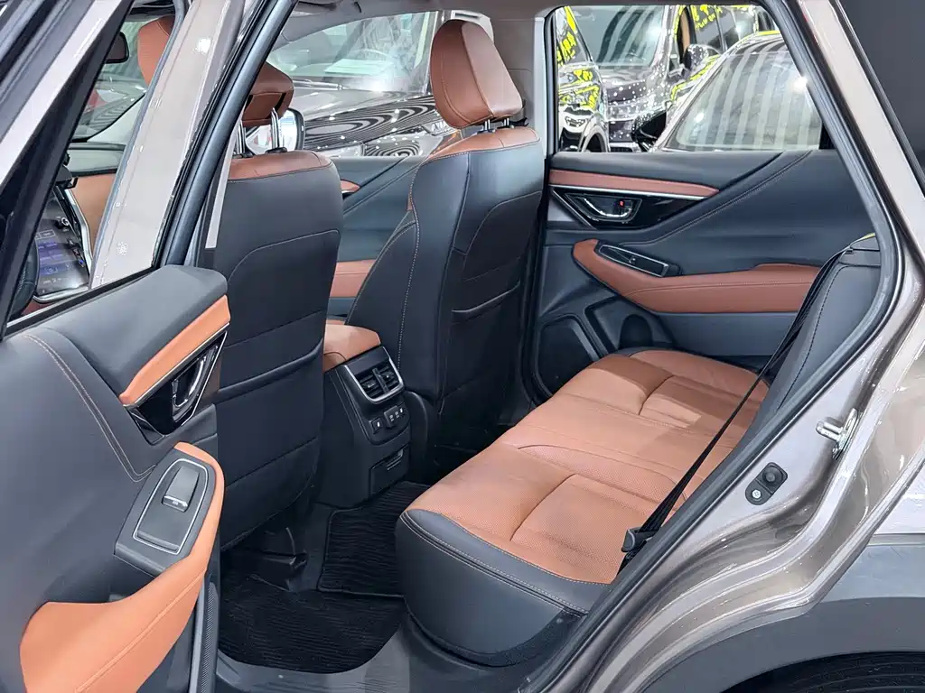 Subaru Outback — миниатюра 7