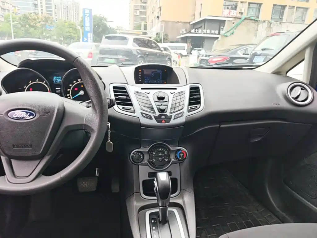 Ford Fiesta — миниатюра 9