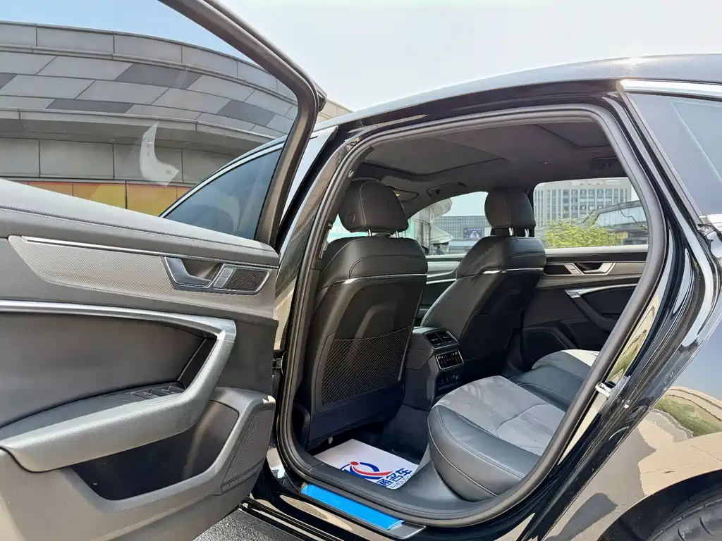 Audi A6L 2023 45 TFSI