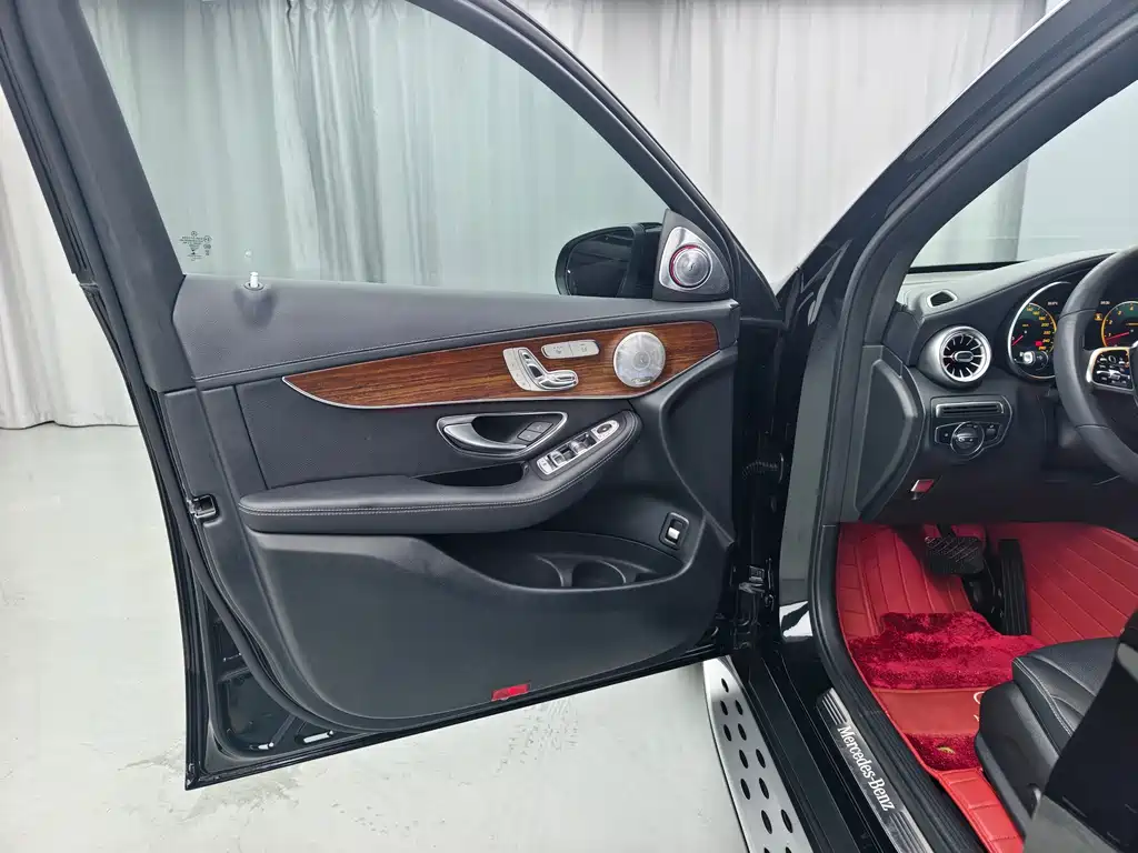 Mercedes-Benz GLC 2021 GLC 300 L 4MATIC