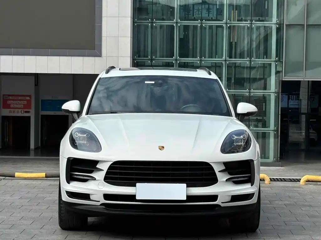 Porsche Macan — миниатюра 2