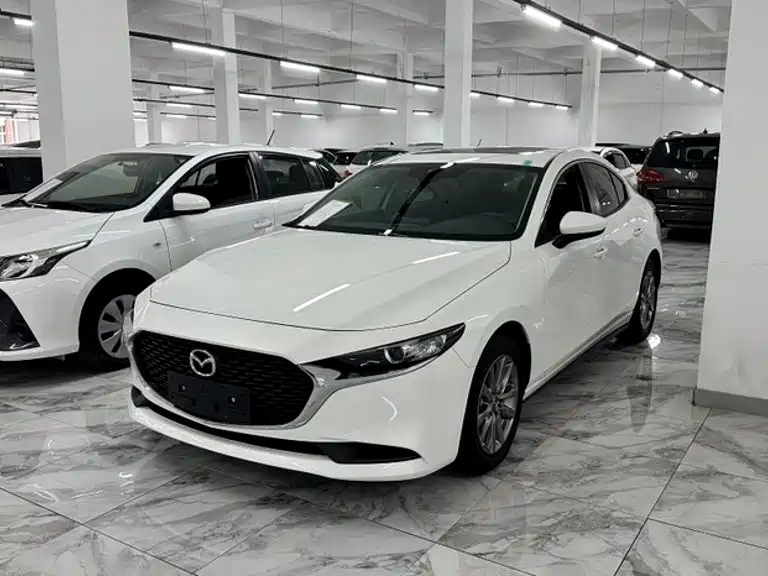 Mazda 3 Axela — миниатюра 2