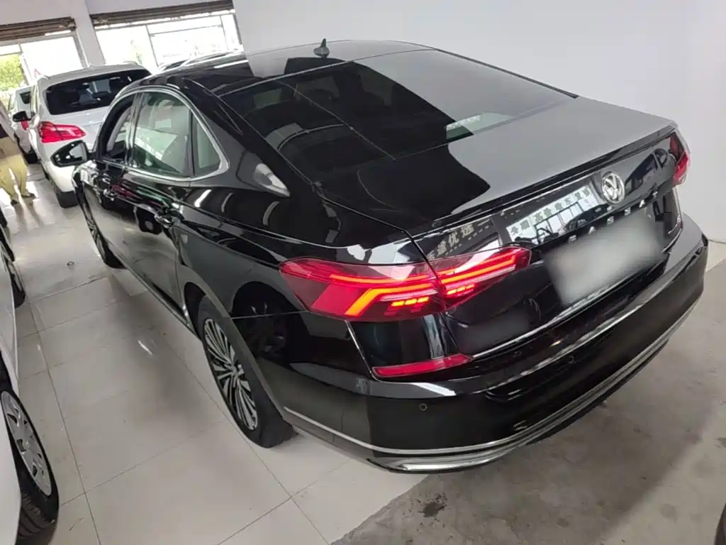 Volkswagen Passat — миниатюра 5