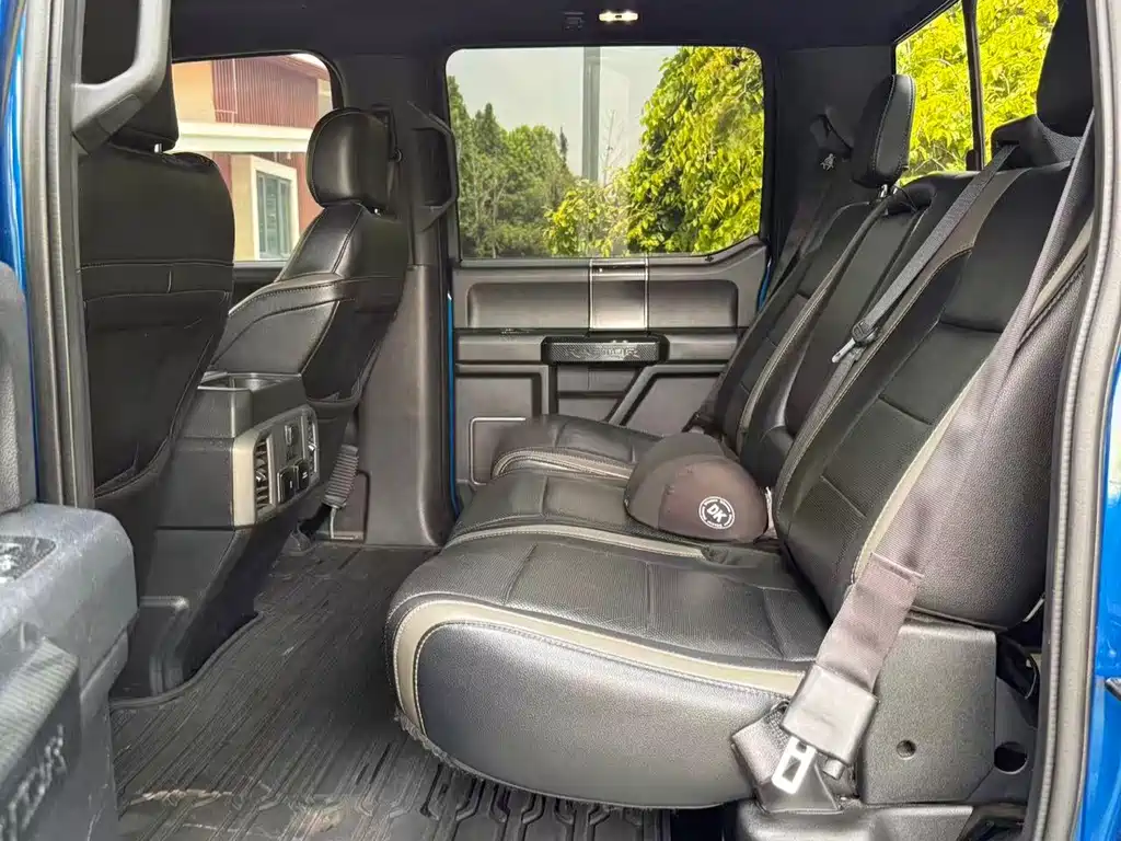 Ford F-150 Raptor — миниатюра 6