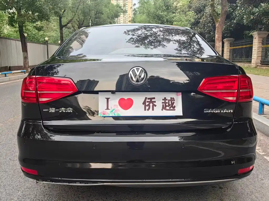 Volkswagen Sagitar — миниатюра 6