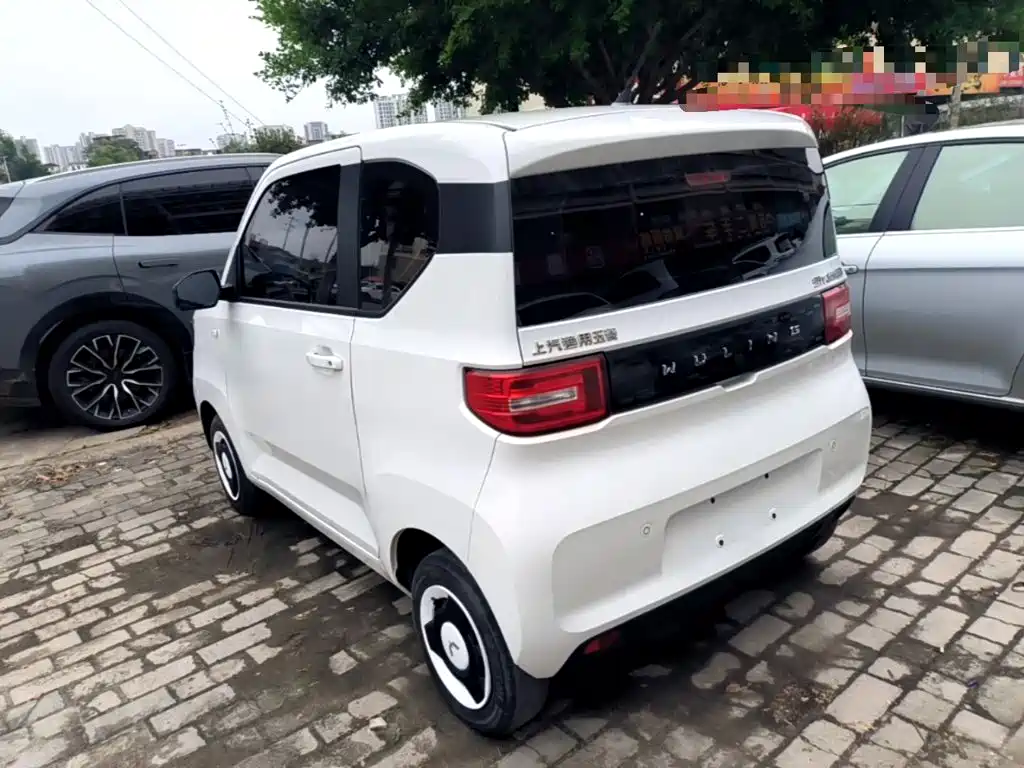 Wuling MINIEV — миниатюра 5