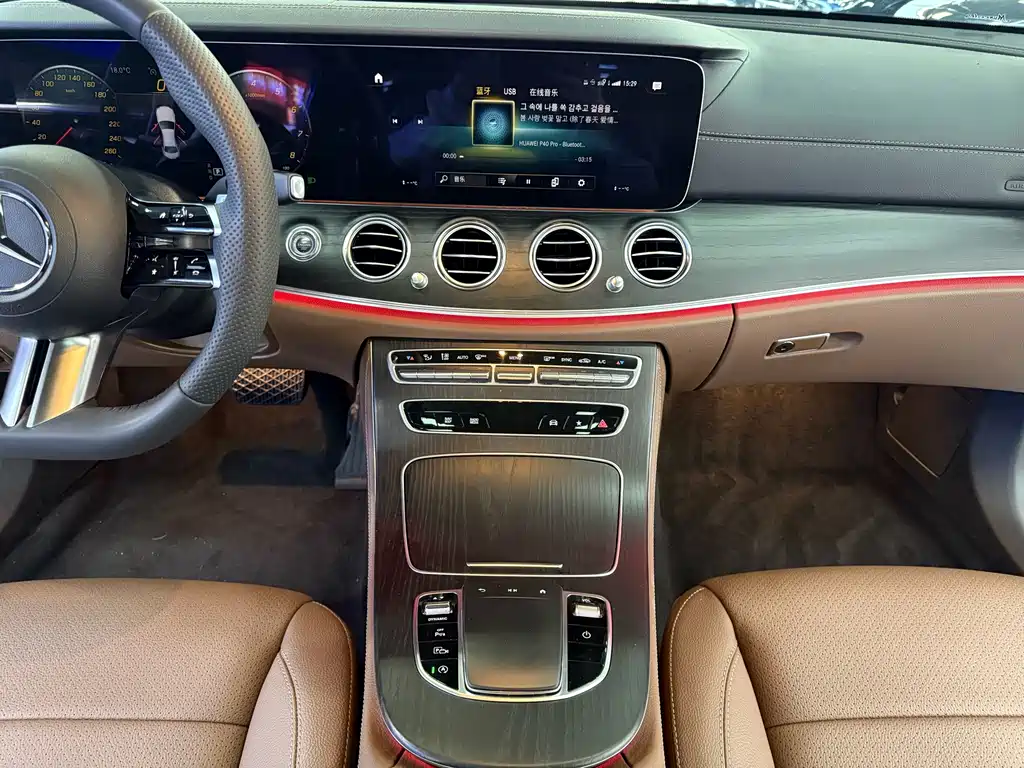 Mercedes-Benz E-Class — миниатюра 15