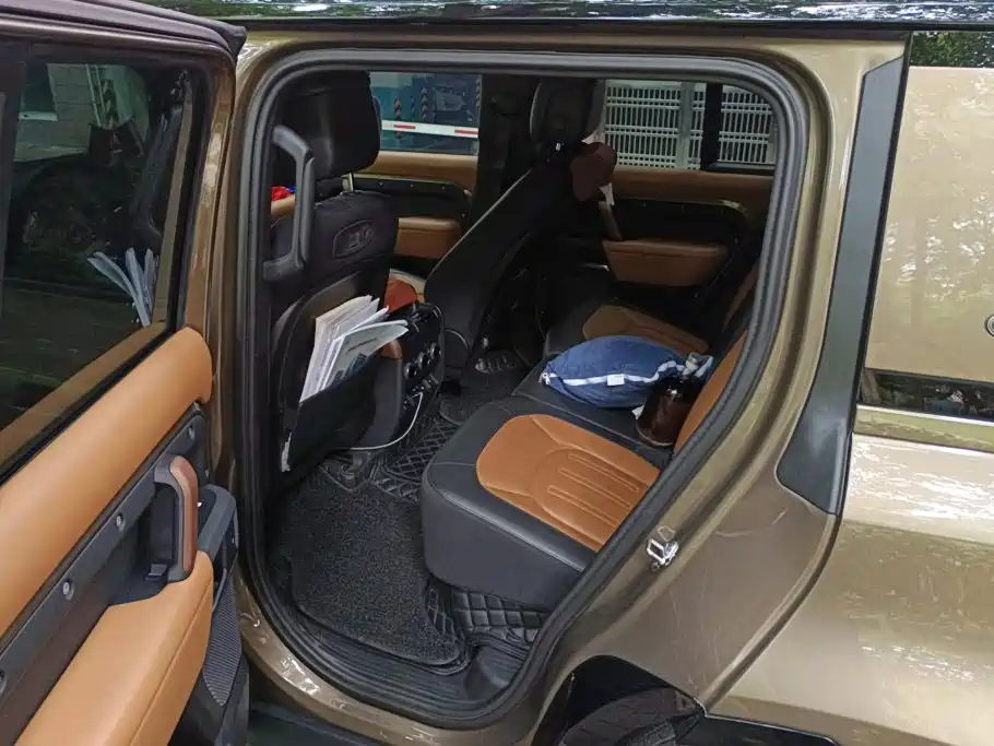 Land Rover Defender — миниатюра 11