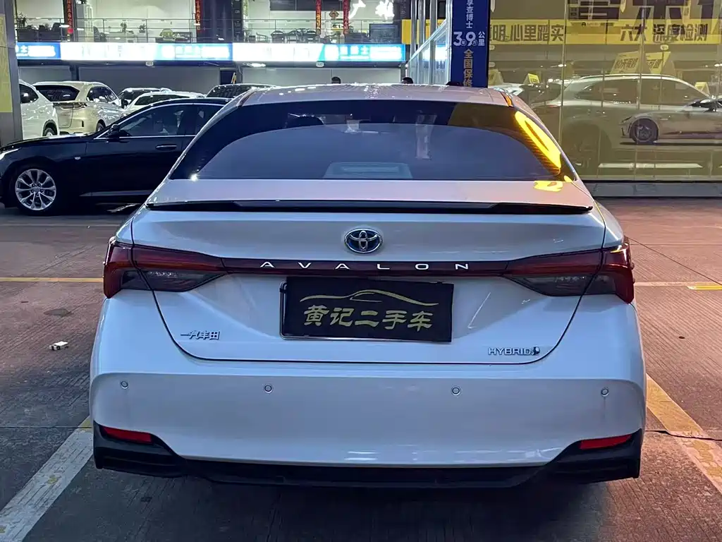 Toyota Avalon — миниатюра 5