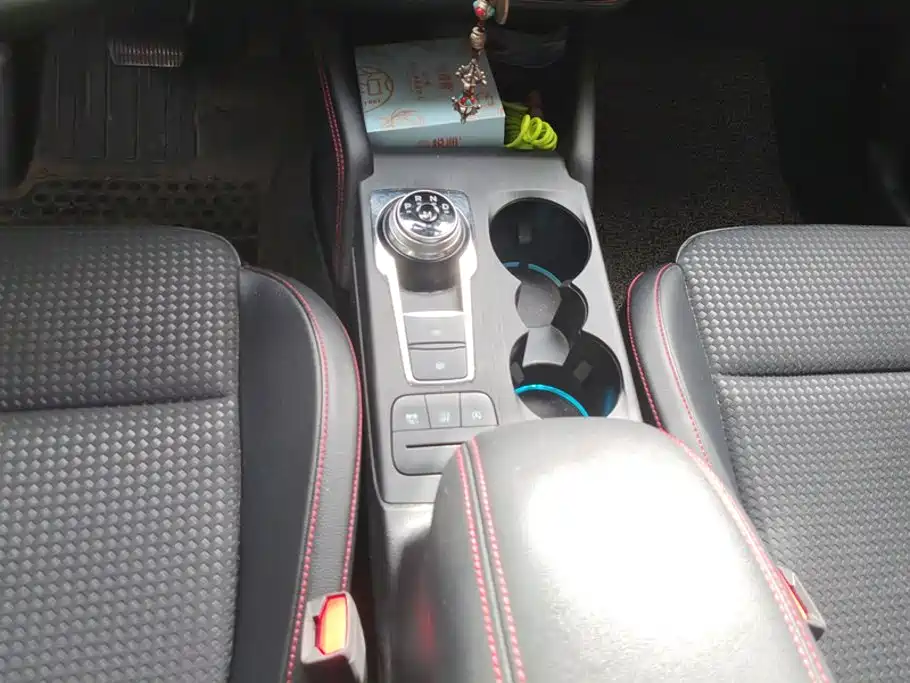 Ford Focus — миниатюра 16