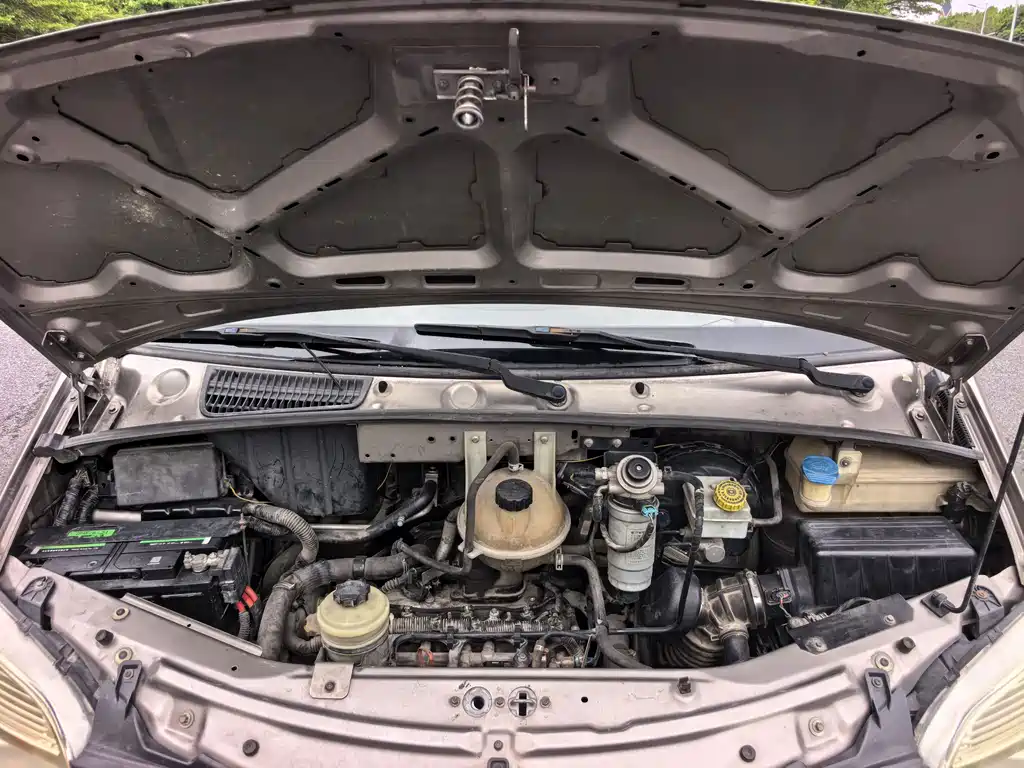 MAXUS V80 — миниатюра 17