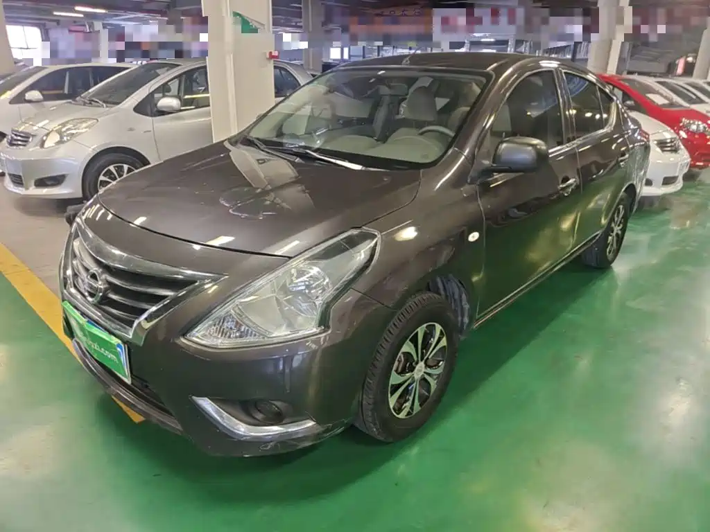 Nissan Sunny — миниатюра 2