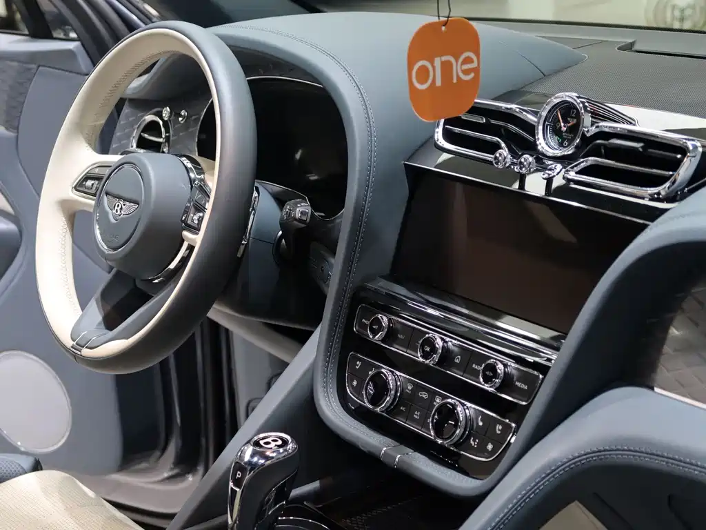 Bentley Bentayga — фотографии объявления, Фото 14