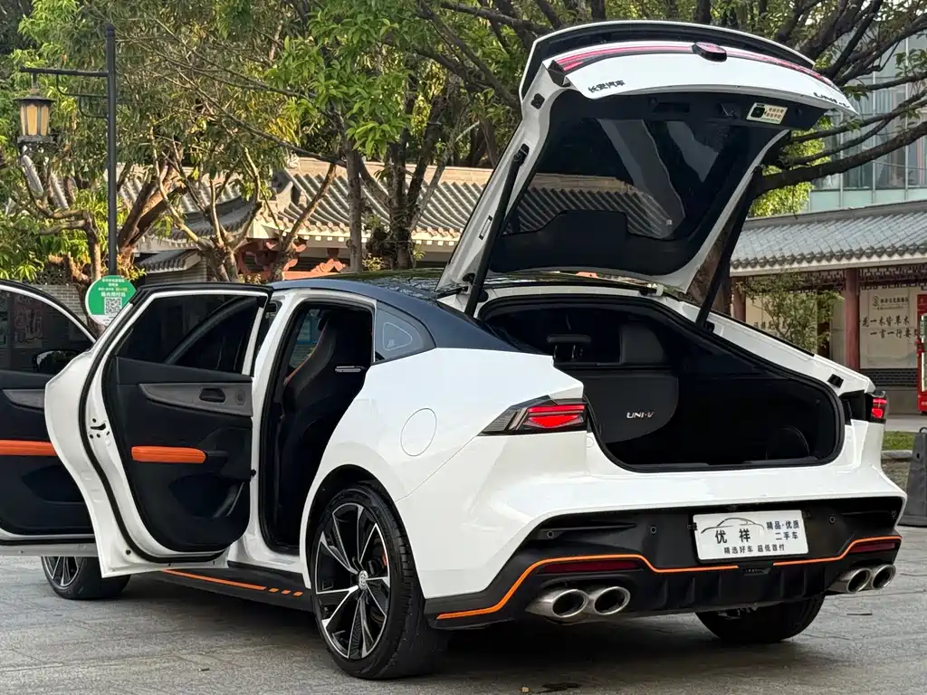 Changan UNI-V — миниатюра 18