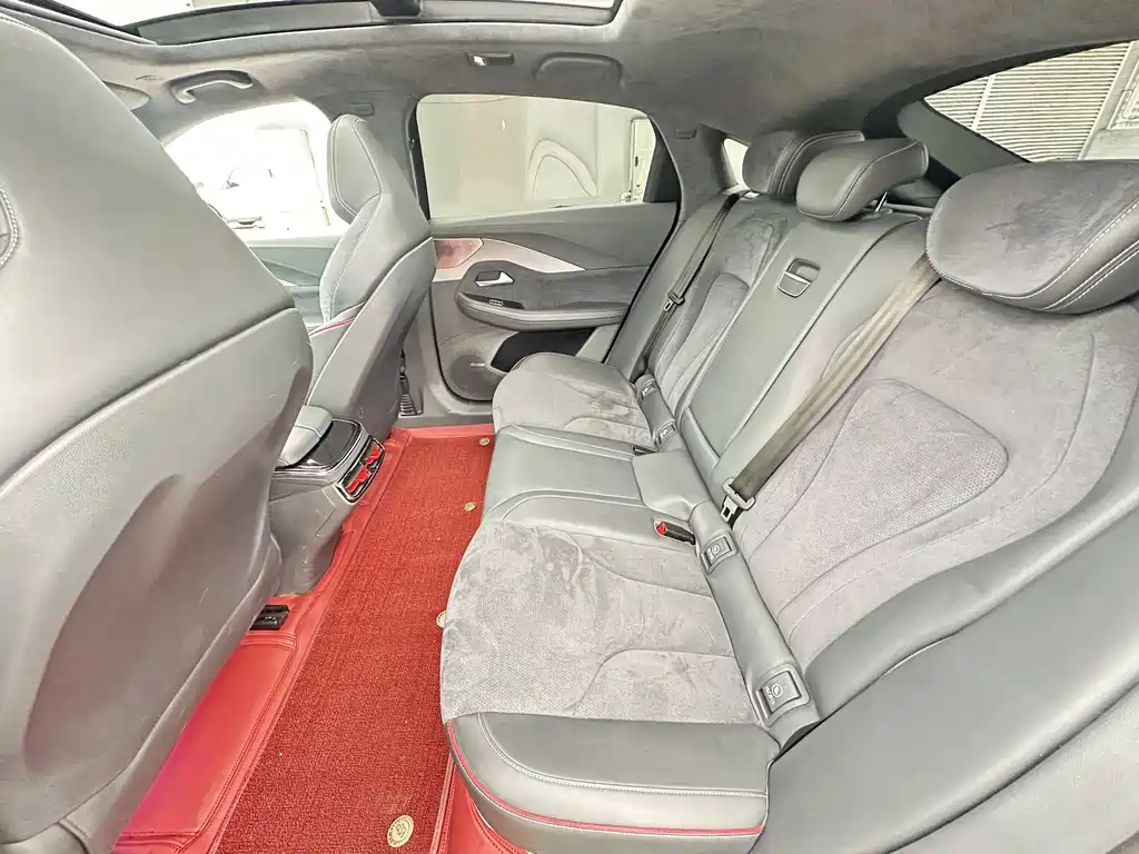 ARCFOX EXTREME FOX POLAR FOX ALPHA S