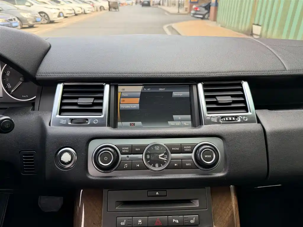 Land Rover Range Rover Sport 2011 3.0 TDV6
