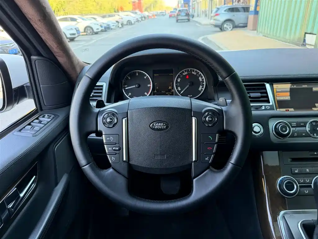 Land Rover Range Rover Sport 2011 3.0 TDV6