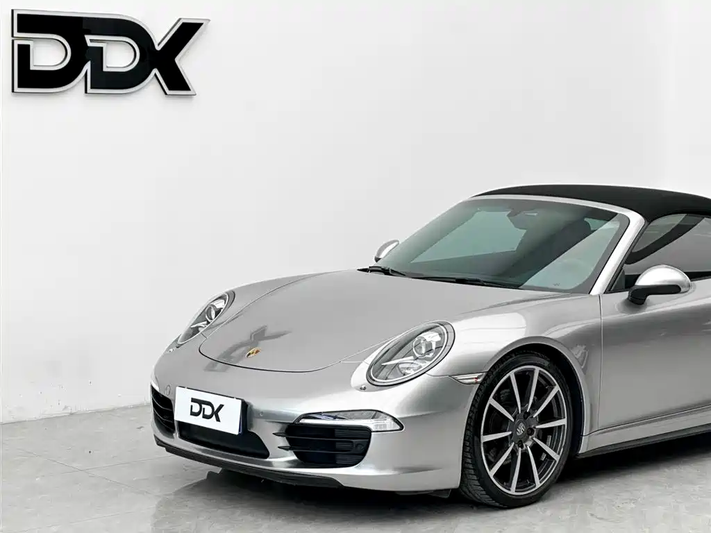 Porsche 911 2014 Targa 4 3.4L