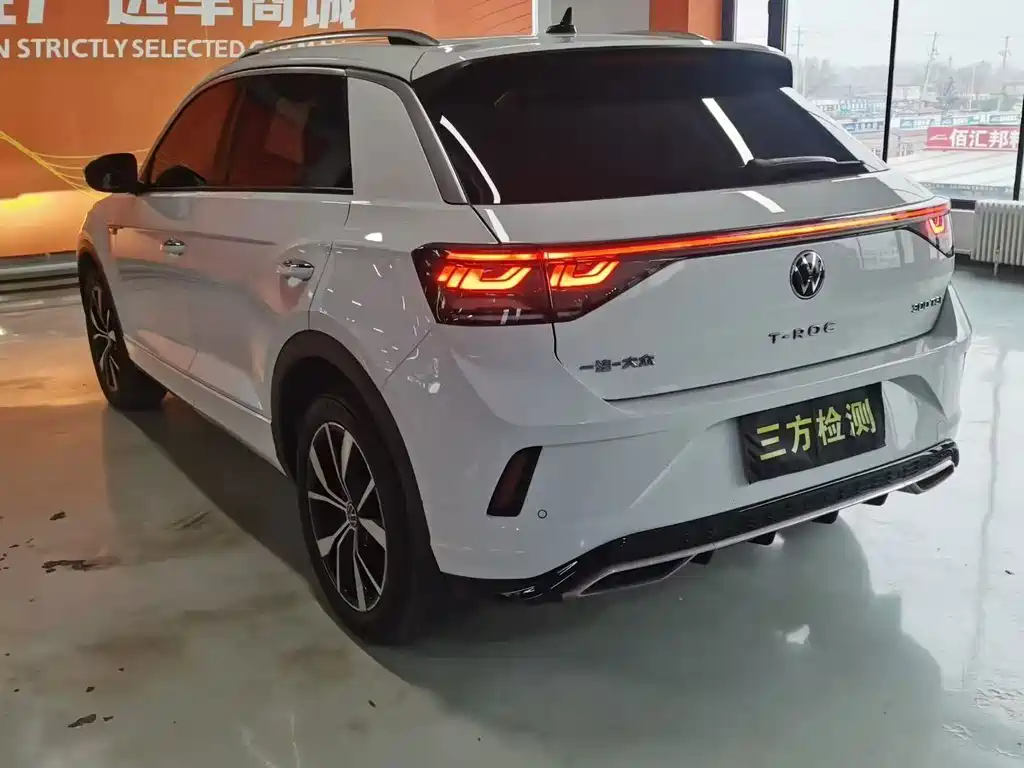 Volkswagen T-Roc — миниатюра 7