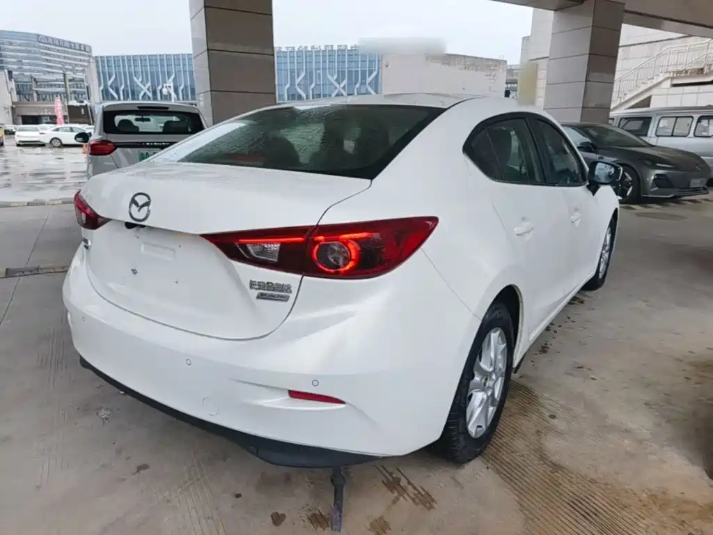 Mazda 3 Axela — миниатюра 7