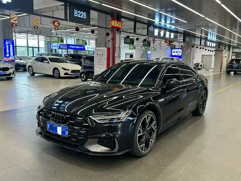 Audi A7L 2025