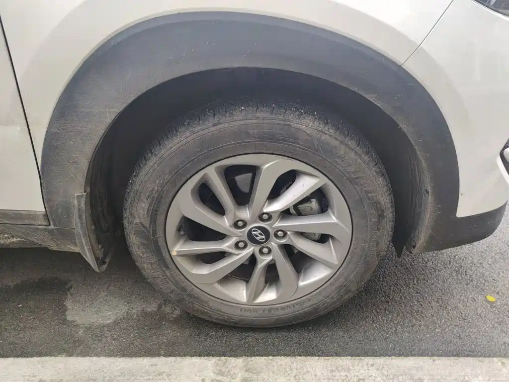 Hyundai Tucson — миниатюра 24