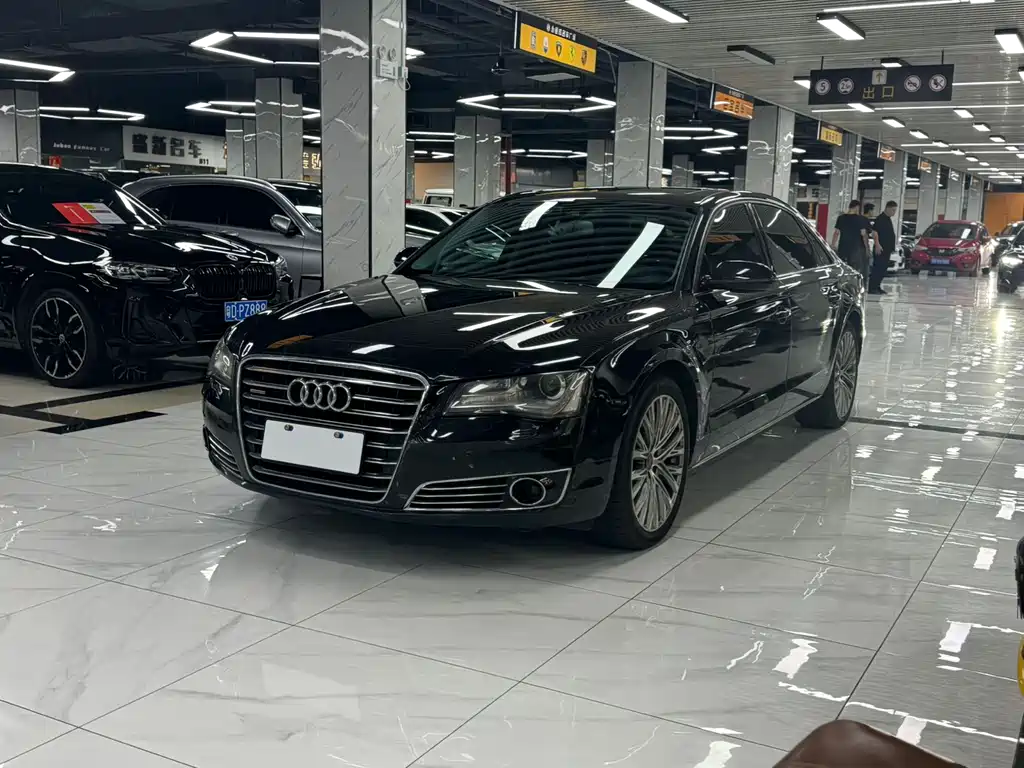 Audi A8 2014